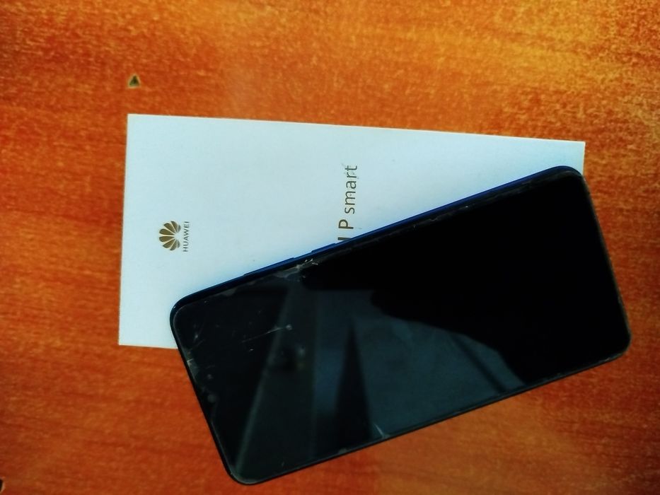 NUAWEI P smart 2019