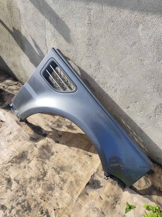 Ляв и Десен калник-Range Rover Sport -3.6-272кс-2008г