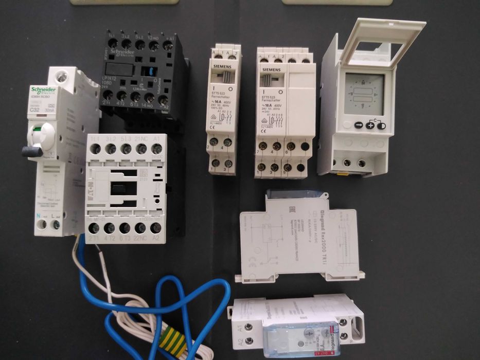 Aparataje electrice - protectii, contactori, sigurante, surse etc majoritatea noi