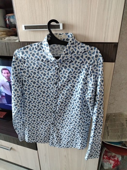 Продаются Пиджак  и рубашка