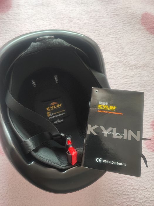 Детска каска за конна езда KYLIN