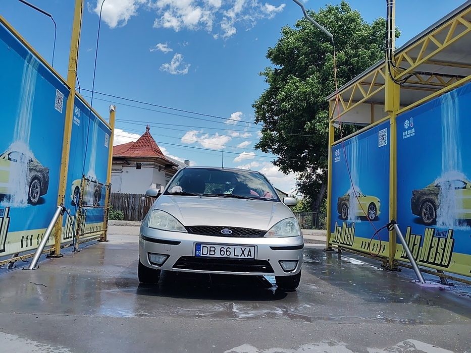 FORD Focus 2002 — imagine 2