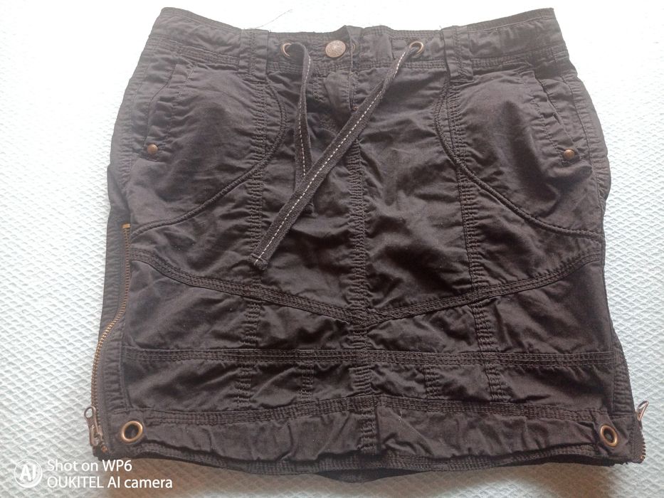 Дамска пола лятна къса и гуменки