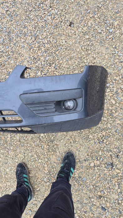 Оригинална Предна броня за Форд Фокус 2004- 2007г