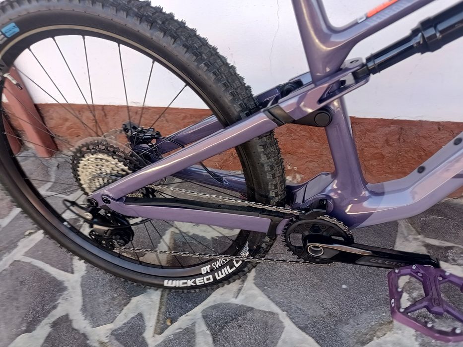 Canyon Neuron CF7 2024