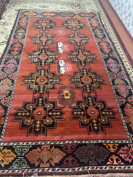 Продается ковер.