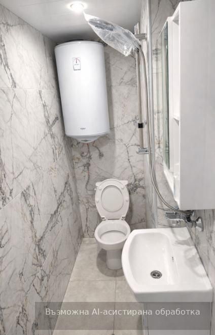 Етаж от къща в района на Аспарухово!