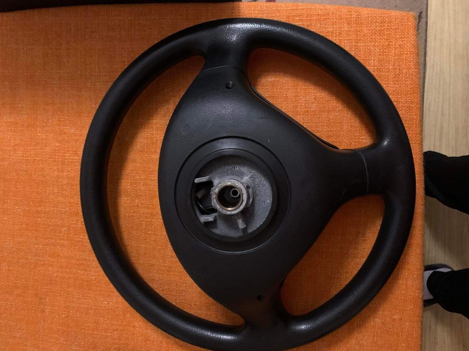 Трилъчов волан от пежо