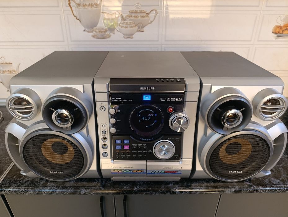 Музикалний центир  Samsung 3800 wat. Оригинал