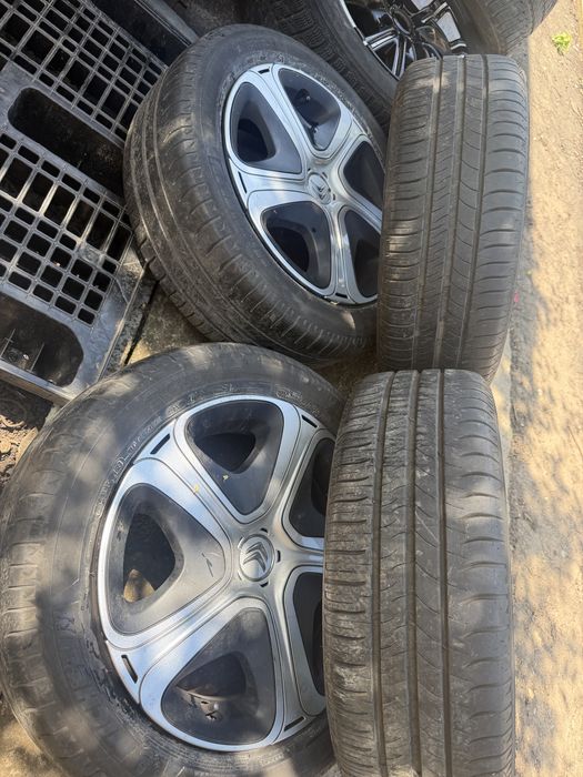 Vand jante structurate Peugeot Citreon Ford r16 4x108 195 55 16 michelin
