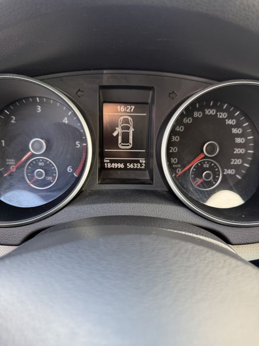 VW Golf 1.6 Match Edition, cutie automata