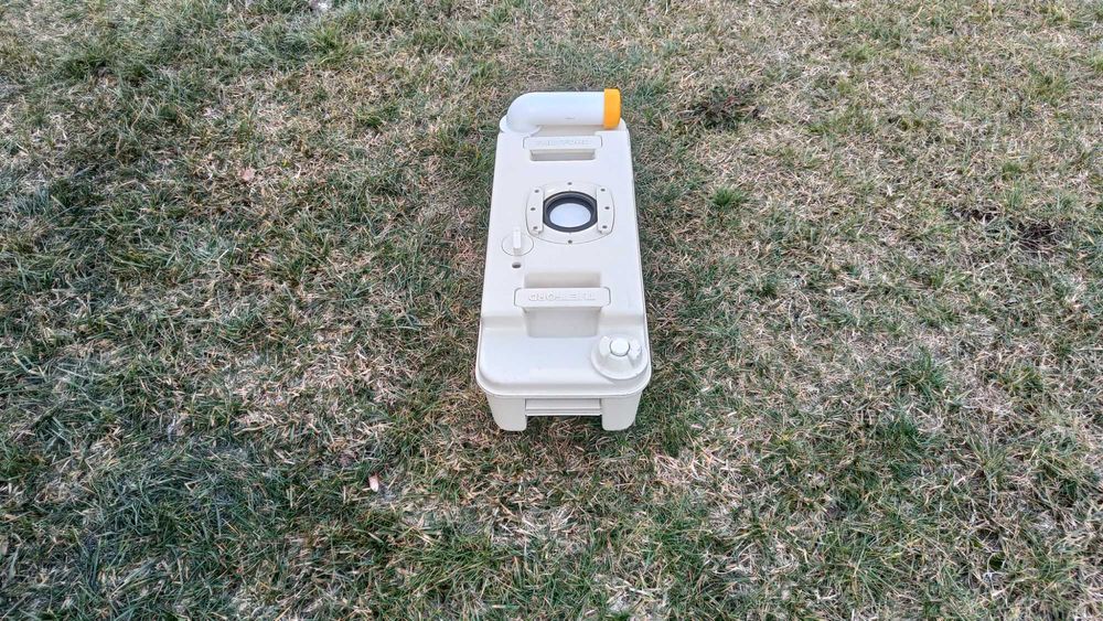 Caseta pentru toaleta cu golire exterioara marca Thetford, model C2