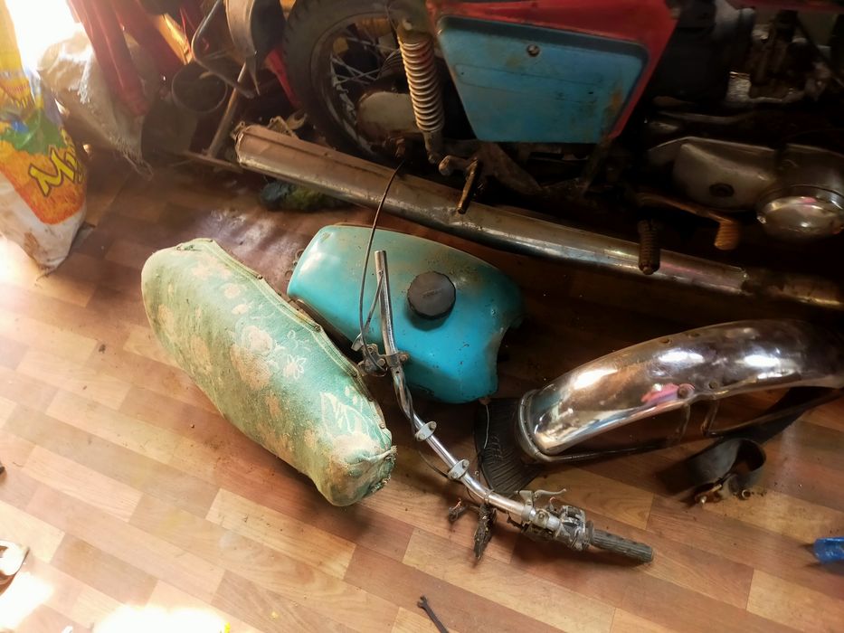 Мотоцикл Иж Планета 5.