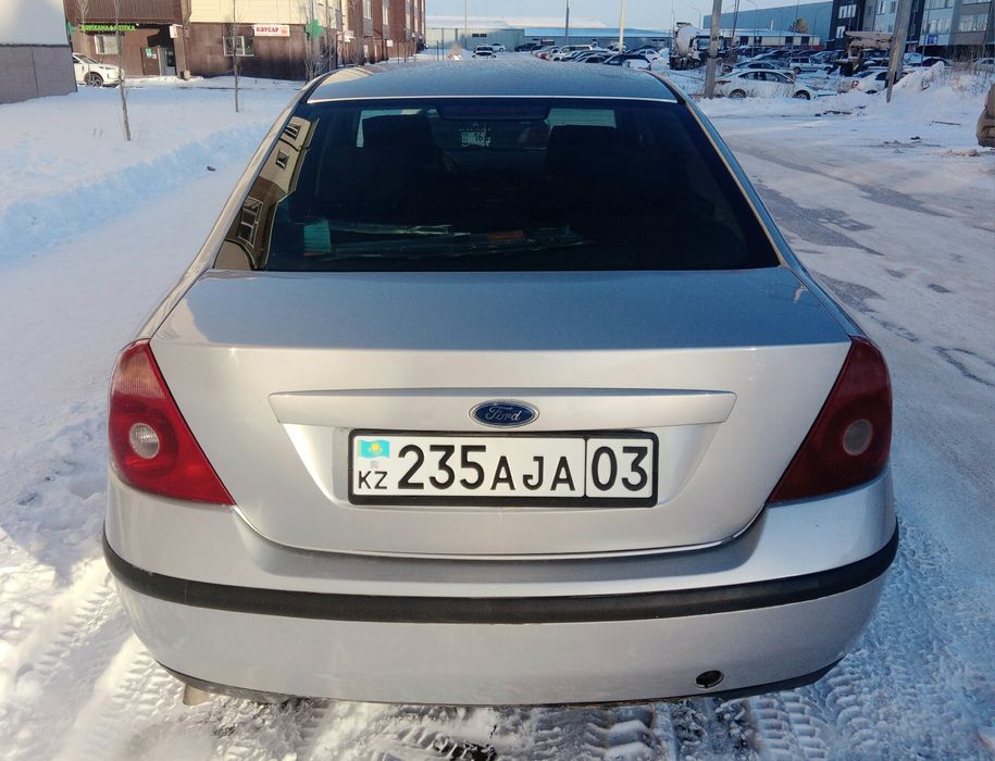 Продам автомобиль Форд Мондео 2003 года
