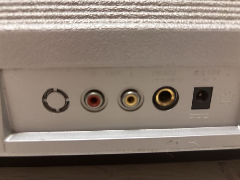 Синтезатор 32 клавиши