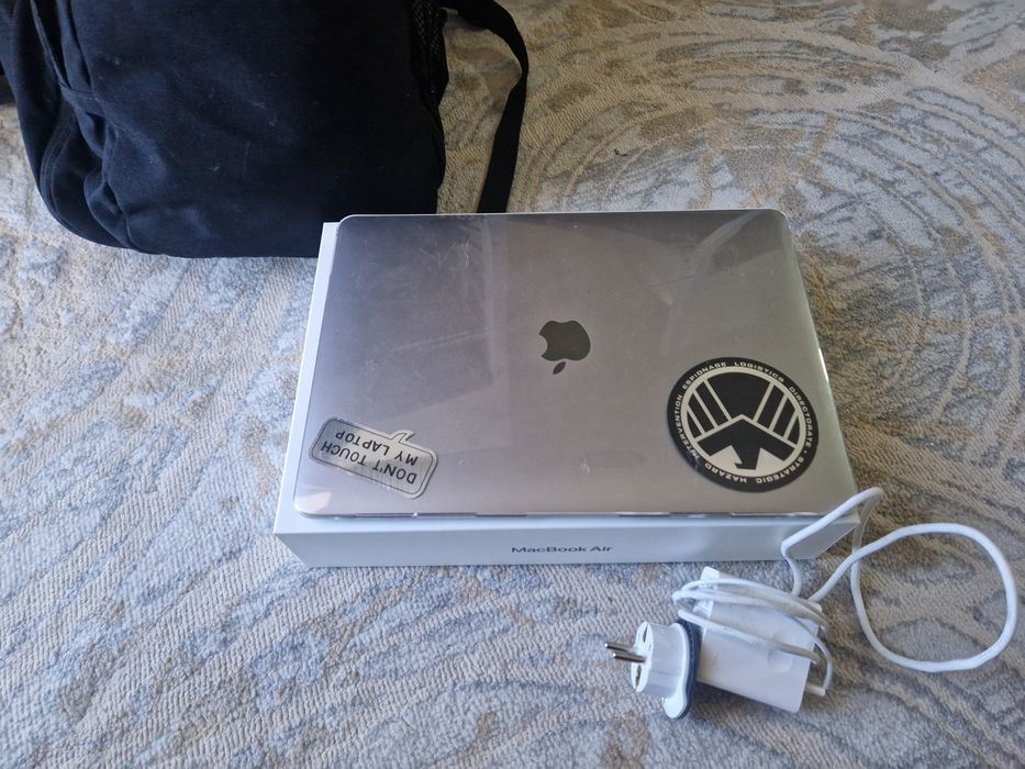 Macbook air M1 256gb