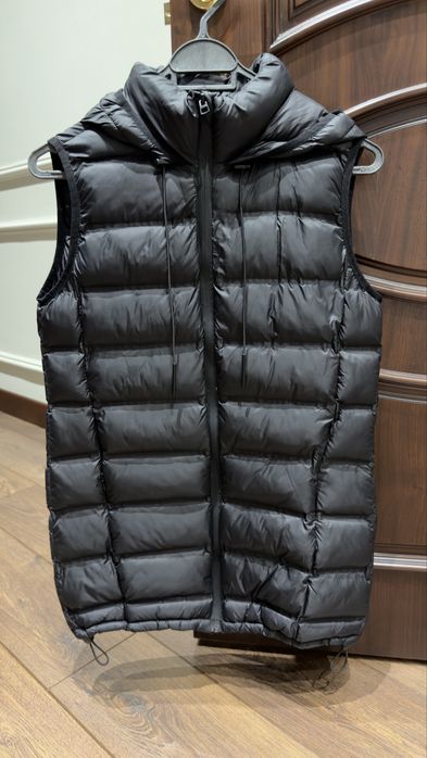 Жилетка Zara (состояние идеальное)