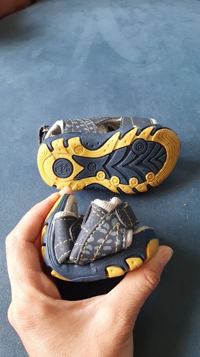 Сандалии 19 размер