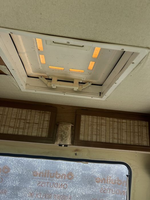 Каравана без документи за стационарно монтиране