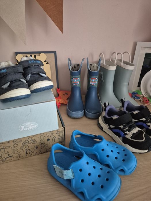 Обувки 25.5-26 н. Next,Zars,Crocs...