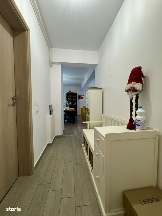 3 camere Semidecomandat | 2 bai | Parcare | Mobilat Utilat | Curte