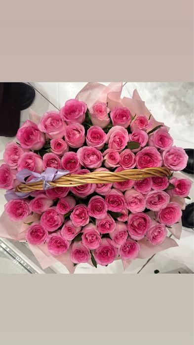 розы в корзине софи