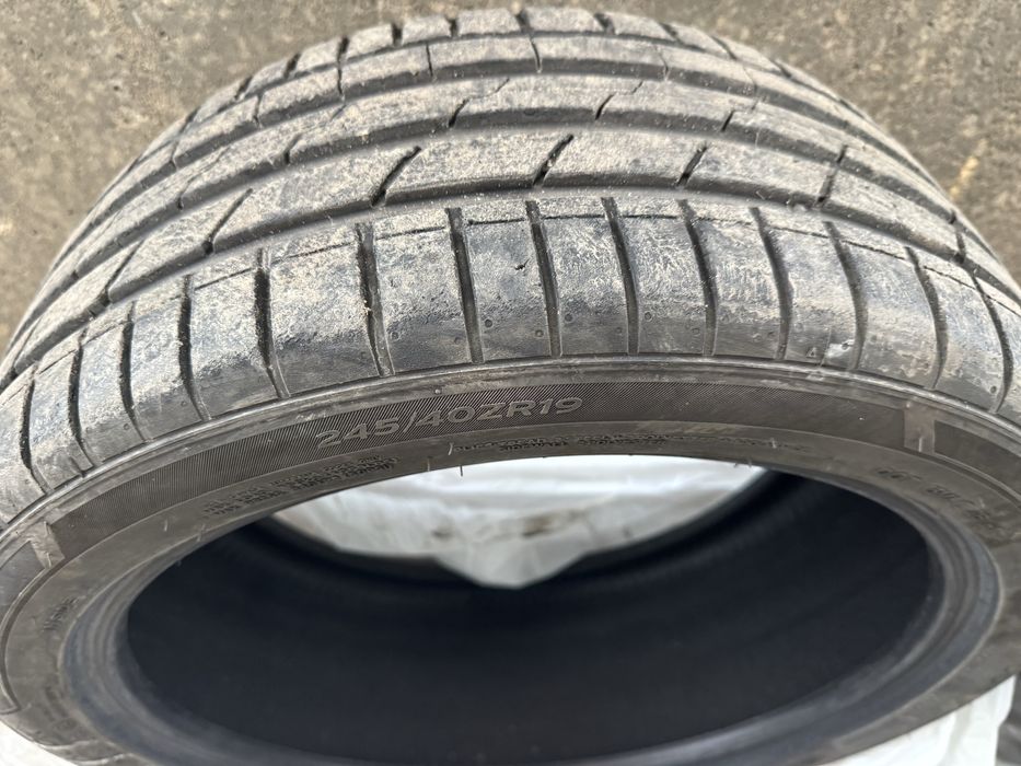 Шины 245/40/19 275/35/19