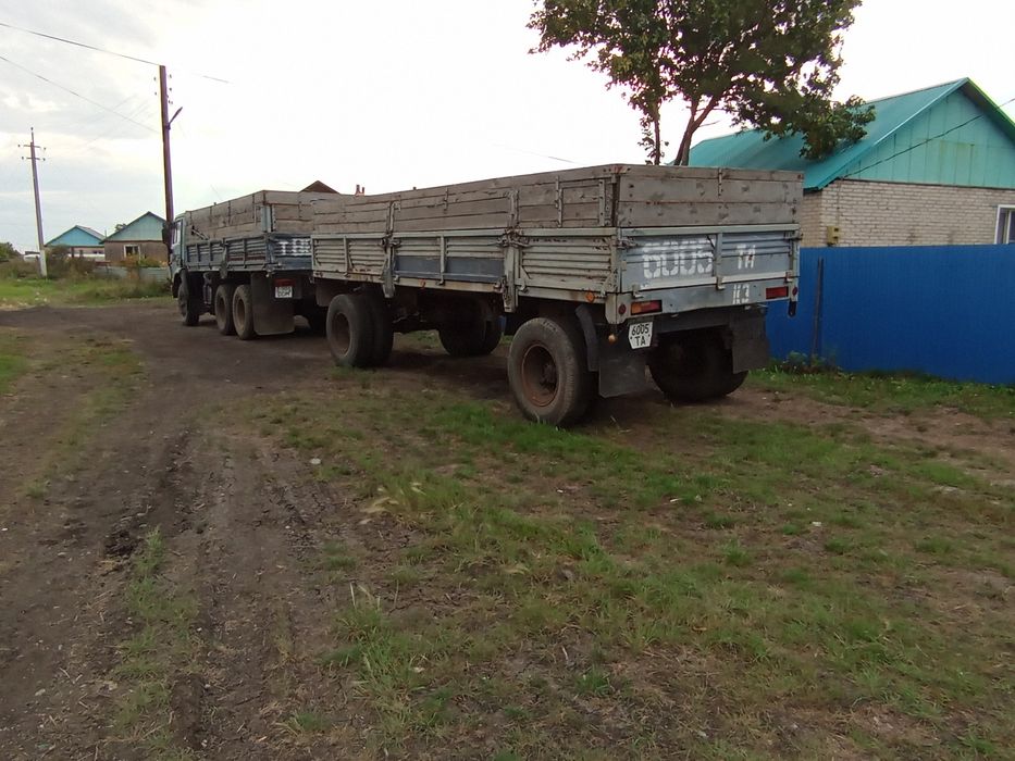 Продам камаз 5320 бортовой