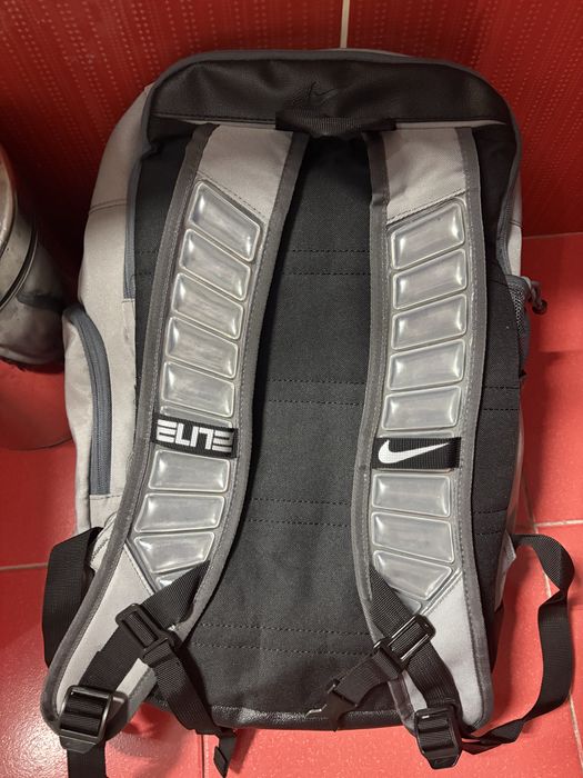 Nike Elite Pro Basketball Bacpack Grey
