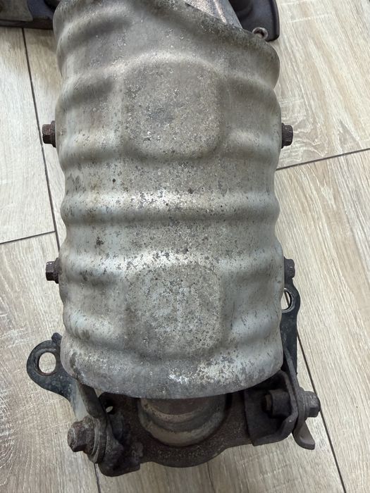 Продам Катализатор евро5 камри 50европиц 2,5