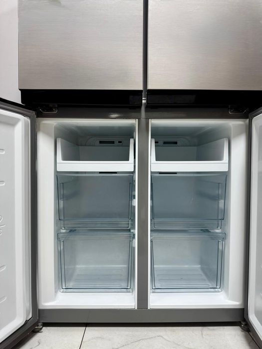 Холодильник двух дверный