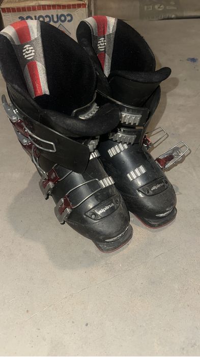 Продам комплект лыж детские