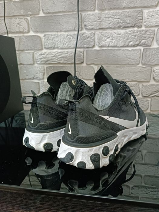 Оригинальные кроссовки Nike