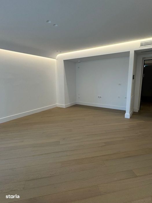 Apartament Cortina 126 Iancu Nicolae Pipera - parcare inclusa — fotografia 3