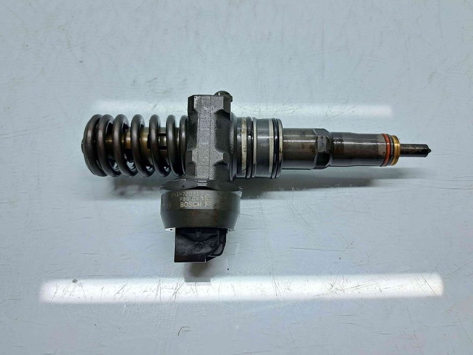 Injector  Skoda Octavia 2 (1Z3) [Fabr 2004-2013] 03813003BN 1.9  TDI B