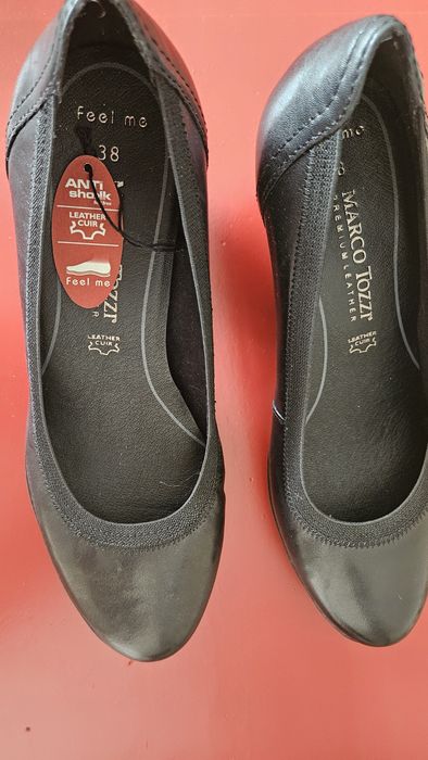 Продам туфли женские