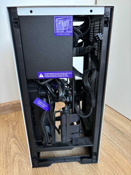 Кутия Mini-ITX NZXT H1 v2 + AIO + PSU