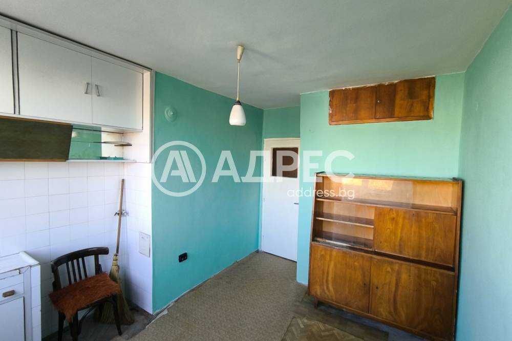 Продава се Многостаен апартамент в Разград, Център - 100 кв.м за 1125 €/кв.м - Снимка #4