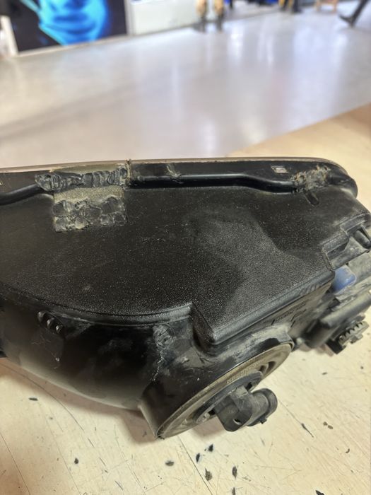 Крузак 200 противотуманка правая