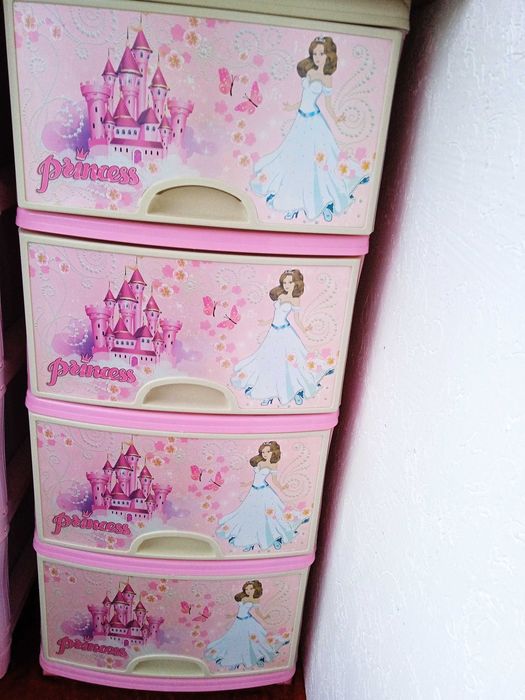 Продаю детские тумбочки б/у