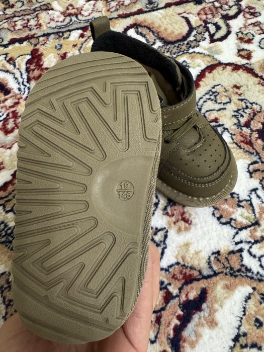 Зимние ботинки, почти новые