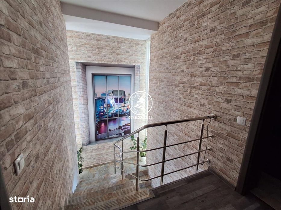 Vila  de vanzare  Rediu,