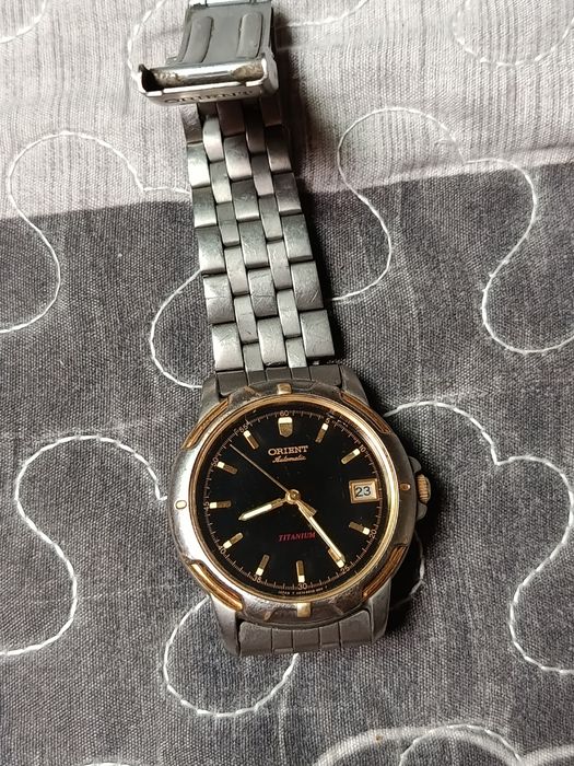 Продам часы Orient