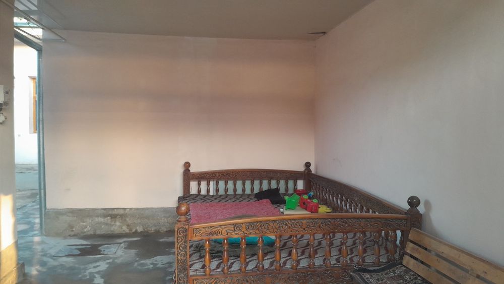 Xovli sotiladi olmazor tumani biznes uchun zor lakatsiya.