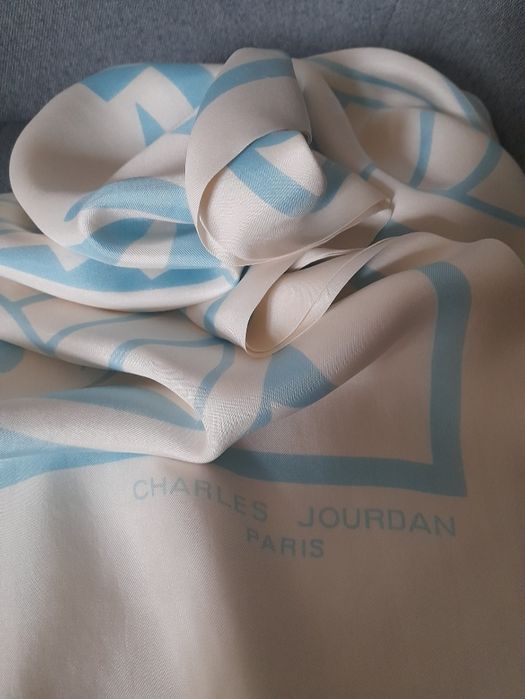 Esarfa Charles Jourdan, mătase naturala, 13 lei