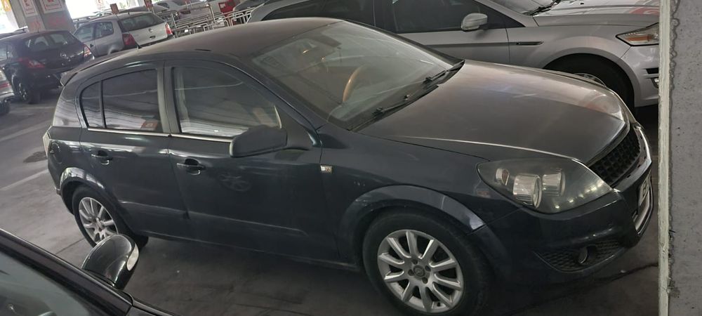 Usa hatchback break Opel Astra H stânga dreapta fata spate usi z168