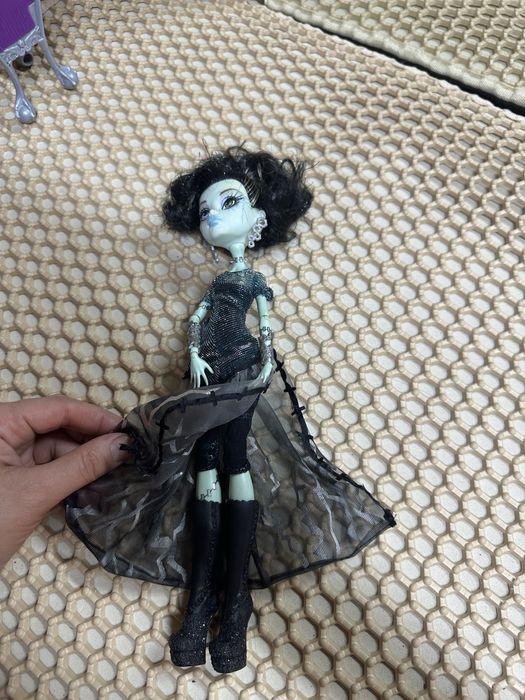Продам куклу монстр хай!