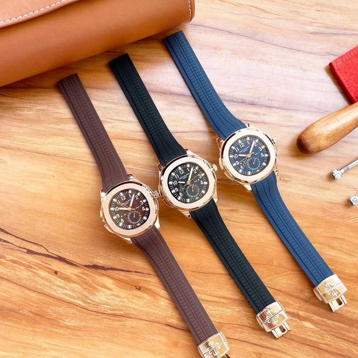 Автоматичен мъжки часовник Patek Philippe Aquanaut Dual Time