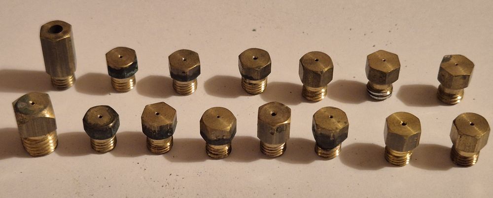 Duze pentru aragaz 15buc.