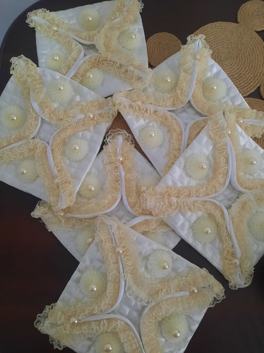 Сервировка стола. Салфетница сарпога